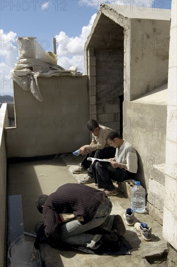 L'armée syrienne au Liban, mars 2005