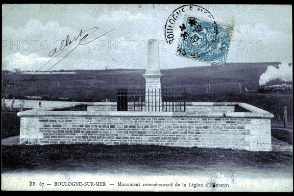 Boulogne sur Mer : monument commémoratif de la Légion d'Honneur.