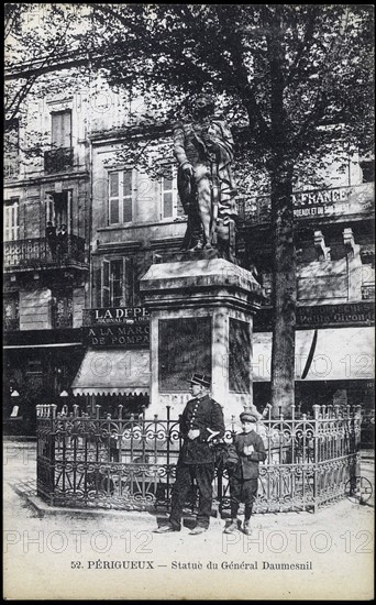 Statue of General Daumesnil in Périgueux.