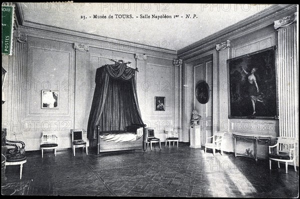 Musée de Tours : salle Napoléon 1er.