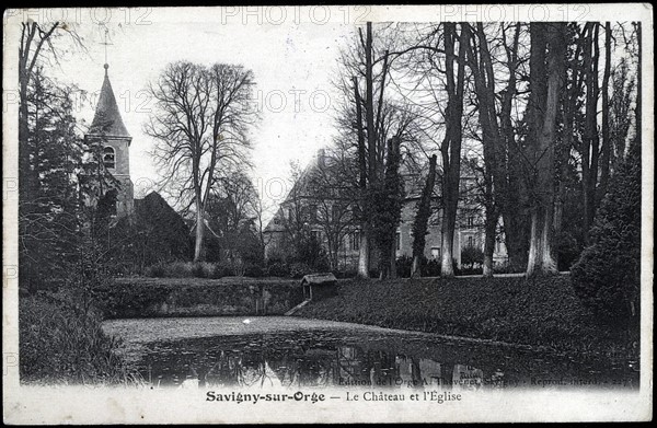 Savigny-sur-Orge : le château et l'église.