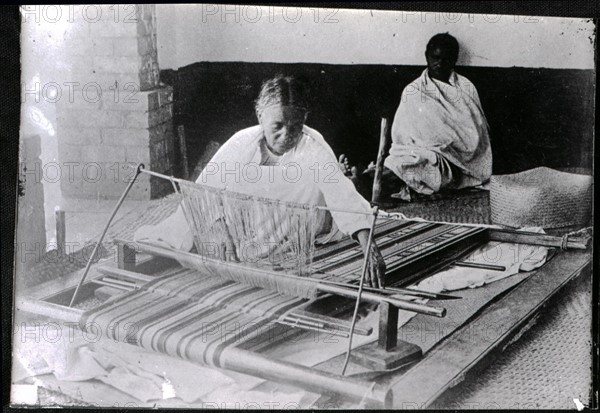 Tissage du Lamba en soie, Madagascar