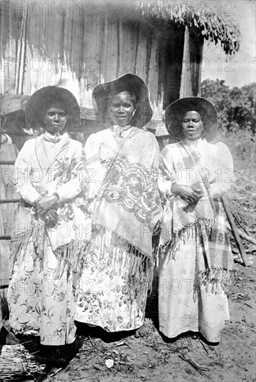 Portrait of Sakalaves women, Madagascar