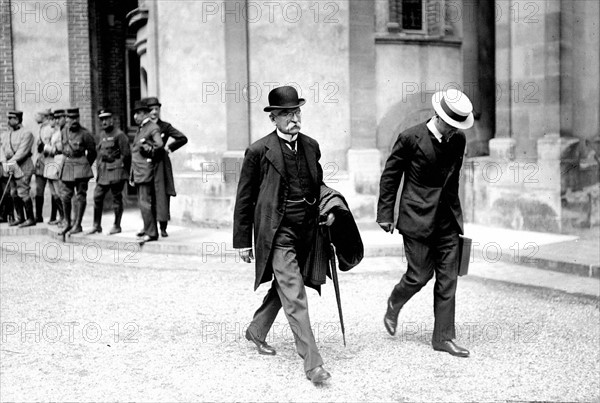 Traité de Saint-Germain, remise des conditions de paix aux Autrichiens