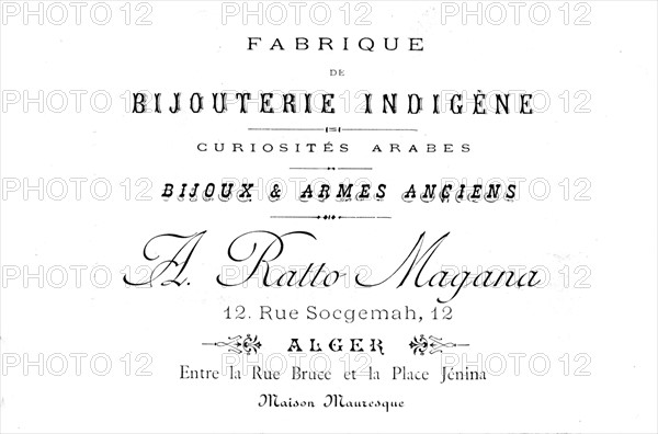 Carte postale publicitaire pour une fabrique de bijouterie indigène et vente de bijoux et armes anciennes