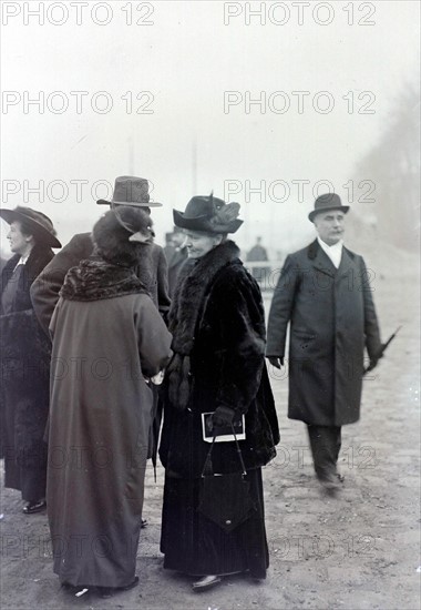 Inauguration of a train of ambulance-boats.  Mrs. Marie Curie