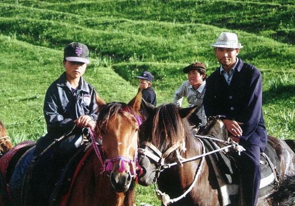 Cavaliers, province de Xinjiang