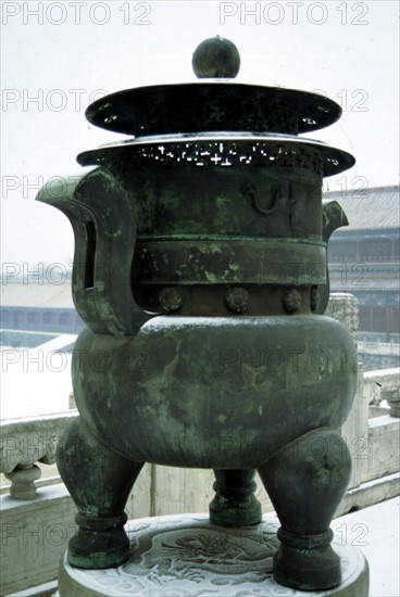 Bronze incense burner, Forbidden city, Imperial palace, Palace museum