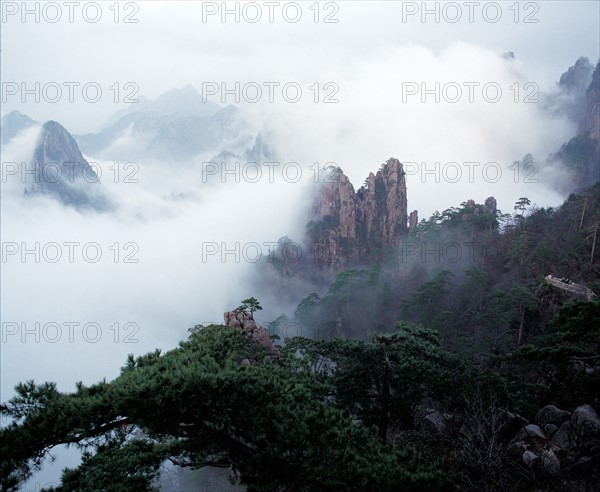 Cool Platform, Mountain Huangshan, Anhui province, China