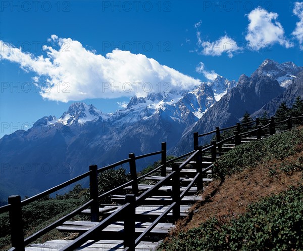 Lijiang, montagne Yulong couverte de neige, Yunnan Province, Chine