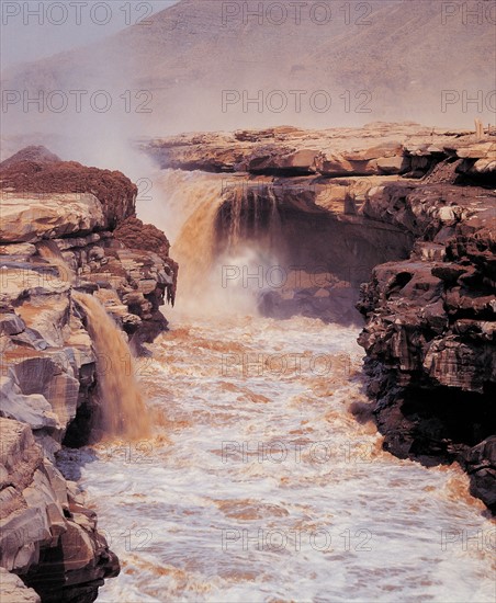 Torrent et rochers, Chine