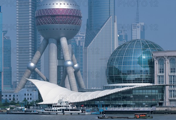 Antenne de télévision baptisée "Perle de l'Orient", Shanghaï, Chine