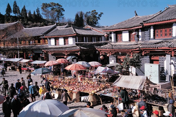 La rue Sifang de la ville de Lijiang, province du Yunnan, Chine