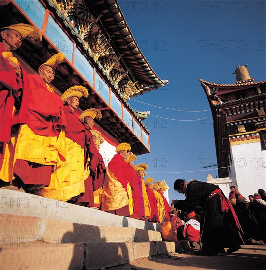 Lamas praying, China