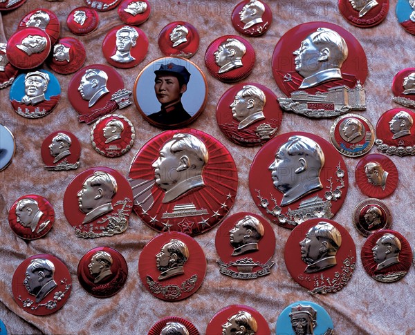 Badges, Chine