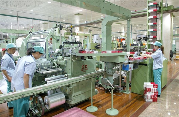 Cigarette assembling lines of Ningpo Tobacco Factory of Ningpo, China