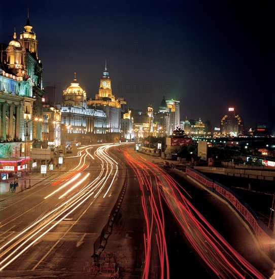 Le Bund de nuit, Shanghaï, Chine