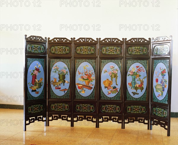 The folding screen art(China)