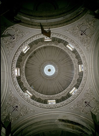 Coupole de l'église des Comendadoras à Madrid