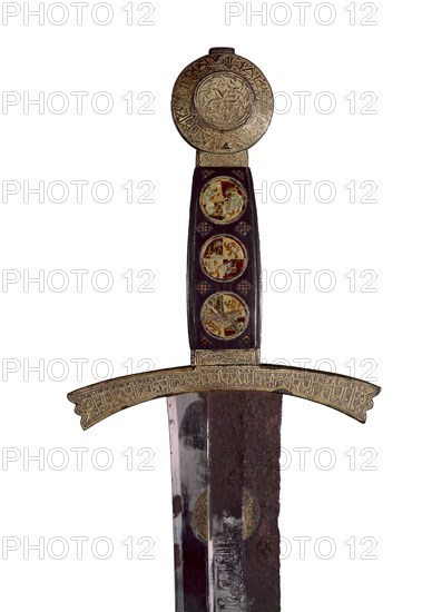 ESPADA DEL INFANTE DON FADRIQUE(HIJO DE FERNANDO III EL SANTO)S XIII.ESCUDOS CASTILLA Y LEON
TOLEDO, CATEDRAL
TOLEDO