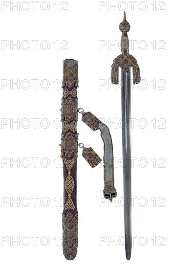 ESPADA DE BOABDIL O MUHAMMAD V (1459/1528) - ULTIMO REY MORO DE GRANADA
MADRID, MUSEO DEL EJERCITO
MADRID