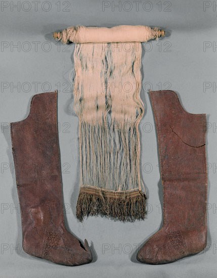 BOTAS Y TURBANTE BOABDIL
MADRID, MUSEO DEL EJERCITO
MADRID