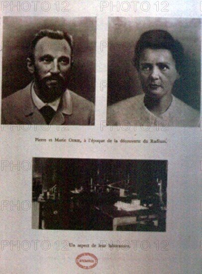 PIERRE Y MARIE CURIE EN LA EPOCA DEL DESCUBRIMIENTO DEL RADIO Y LABORATORIO
PARIS, ACADEMIA CIENCIAS
FRANCIA