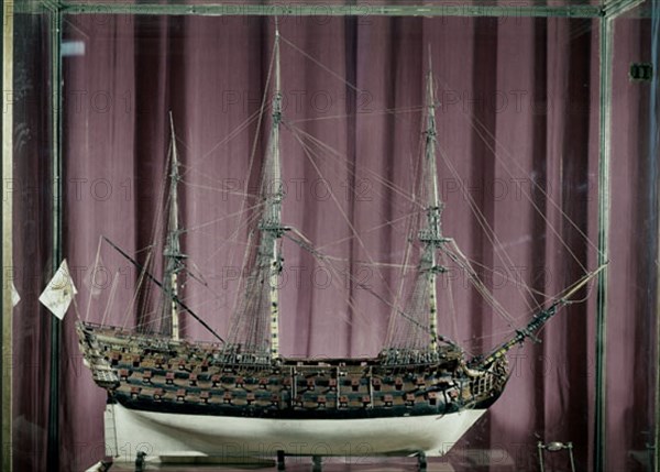 MAQUETA DEL NAVIO'REAL CARLOS' DE 114 CANONES
MADRID, MUSEO NAVAL
MADRID