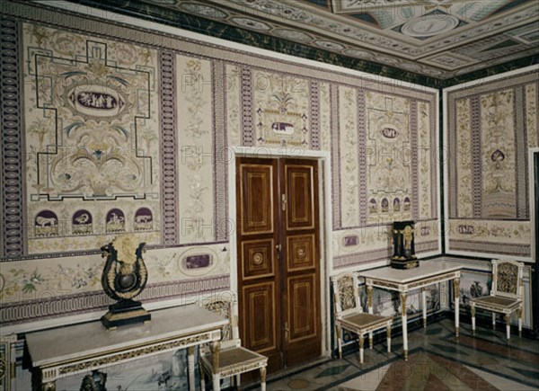 SALON DE SEDAS
ARANJUEZ, CASITA DEL LABRADOR
MADRID