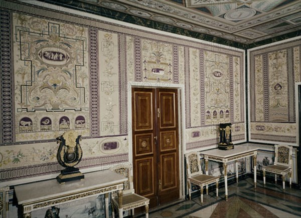 SALON DE SEDAS
ARANJUEZ, CASITA DEL LABRADOR
MADRID