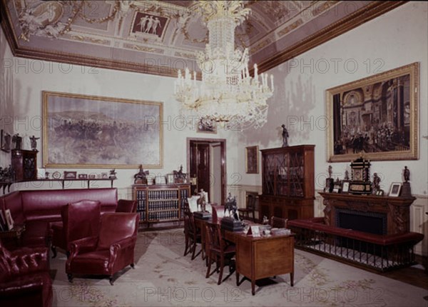 DESPACHO DE ALFONSO XIII
MADRID, PALACIO REAL-INTERIOR
MADRID
This image is not downloadable. Contact us for the high res.
