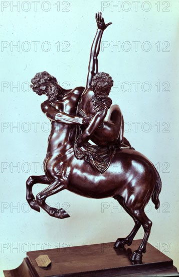 BOLONIA JUAN DE 1529/1608
EL RAPTO DE DEJANIRA-ESCULTURA S XVI
PARIS, MUSEO LOUVRE-INTERIOR
FRANCIA