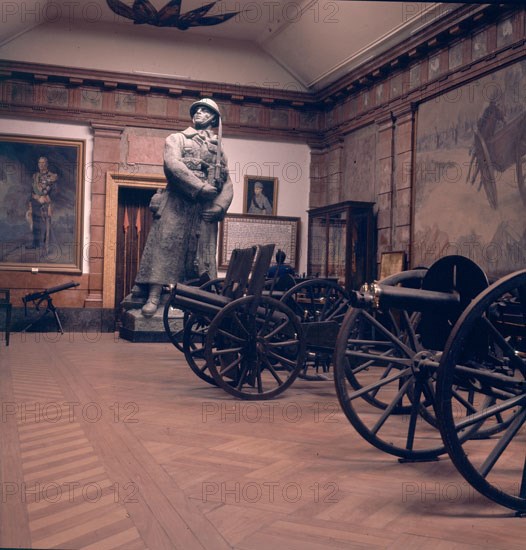 SALA
LISBOA, MUSEO MILITAR
PORTUGAL