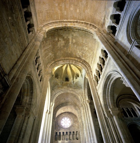Intérieur de la cathédrale de Lisbonne