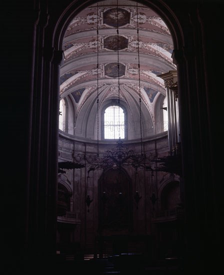 INTERIOR DE LAS NAVES
LISBOA, CATEDRAL
PORTUGAL

This image is not downloadable. Contact us for the high res.