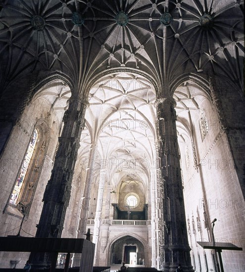 INTERIOR DE LAS NAVES
BELEM, MONASTERIO JERONIMOS
PORTUGAL

This image is not downloadable. Contact us for the high res.