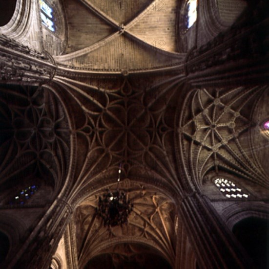 Voûte, l'église collégiale