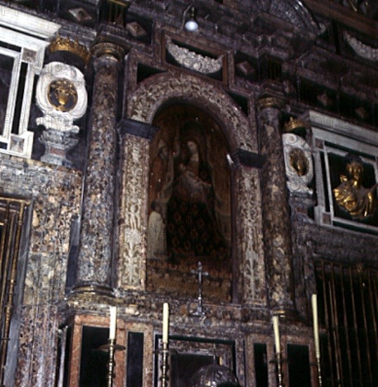 Chapelle d'arrière-chœur - Peinture de la Vierge