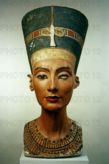 Bust of Queen Nefertiti