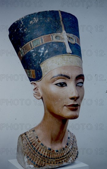 Buste de la reine Néfertiti