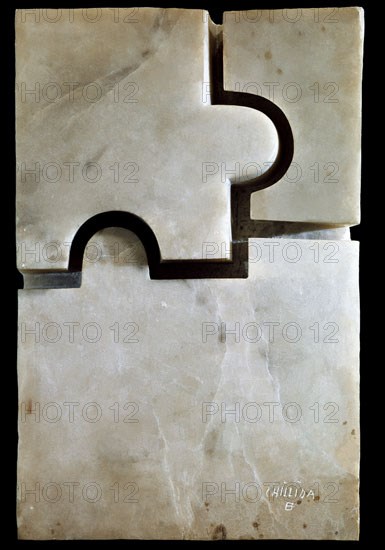 CHILLIDA EDUARDO 1924/2002
ESCULTURA-ELOGIO DE LA LUZ X 1950
MADRID, COLECCION PARTICULAR
MADRID

This image is not downloadable. Contact us for the high res.