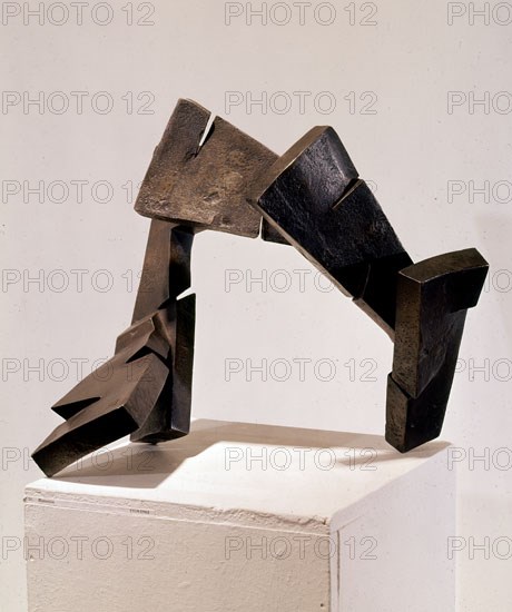 CHILLIDA EDUARDO 1924/2002
ESCULTURA-TEMBLOR-HIERRO
MADRID, COLECCION PARTICULAR
MADRID