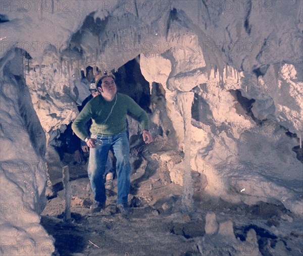 CUEVA DE LA PENA DE CANDAMO (ERA CUATERNARIA) - PALEOLITICO SUPERIOR
CANDAMO, CUEVA DE SAN ROMAN
ASTURIAS