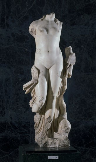 VENUS AFRODITA DE ITALICA
SEVILLA, MUSEO ARQUEOLOGICO
SEVILLA
This image is not downloadable. Contact us for the high res.