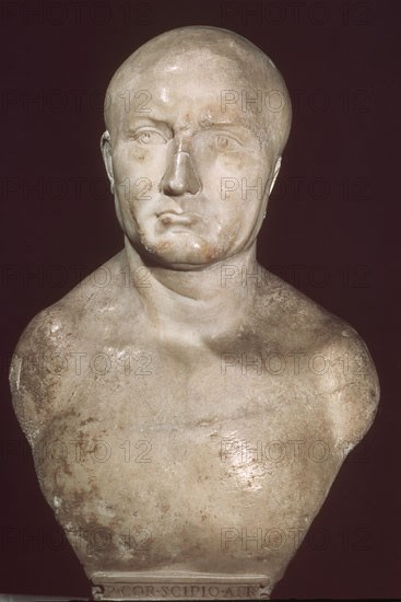 BUSTO DE CORNELIO PUBLIO ESCIPION EL AFRICANO-GENERAL ROMANO 234/183 AC
ROMA, MUSEO CAPITOLINO
ITALIA
This image is not downloadable. Contact us for the high res.