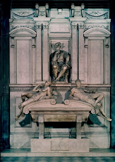 MIGUEL ANGEL 1475-1564
SEPULCRO-ESTATUA SEDENTE-LORENZO MEDICIS"EL MAGNIFICO"-DQ URBINO
FLORENCIA, IGLESIA DE SAN LORENZO
ITALIA