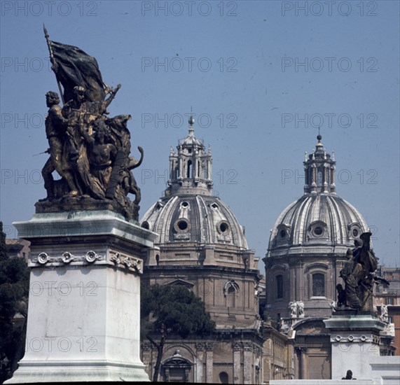 EL CAPITOLIO
ROMA, EXTERIOR
ITALIA

This image is not downloadable. Contact us for the high res.