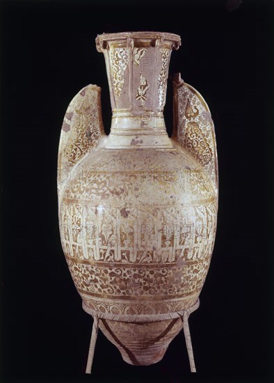 JARRON GRANADINO-TIPO ALHAMBRA-PROCEDE CARTUJA JEREZ FRONTERA-S XIV NAZARI
MADRID, MUSEO ARQUEOLOGICO NACIONAL
MADRID