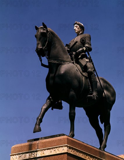 INURRIA MATEO 1867/1924
EL GRAN CAPITAN A CABALLO
CORDOBA, EXTERIOR
CORDOBA