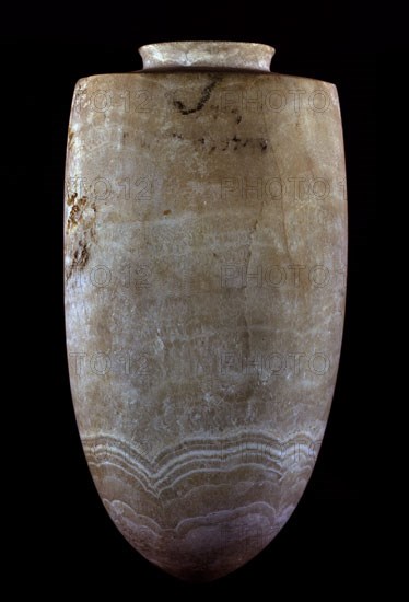 VASO EGIPCIO CONVERTIDO EN URNA FUNERARIA POR LOS FENICIOS. PROCEDE DE LA LAURITA EN ALMUÑECAR. SIX 
GRANADA, MUSEO ARQUEOLOGICO/C CASTRIL
GRANADA